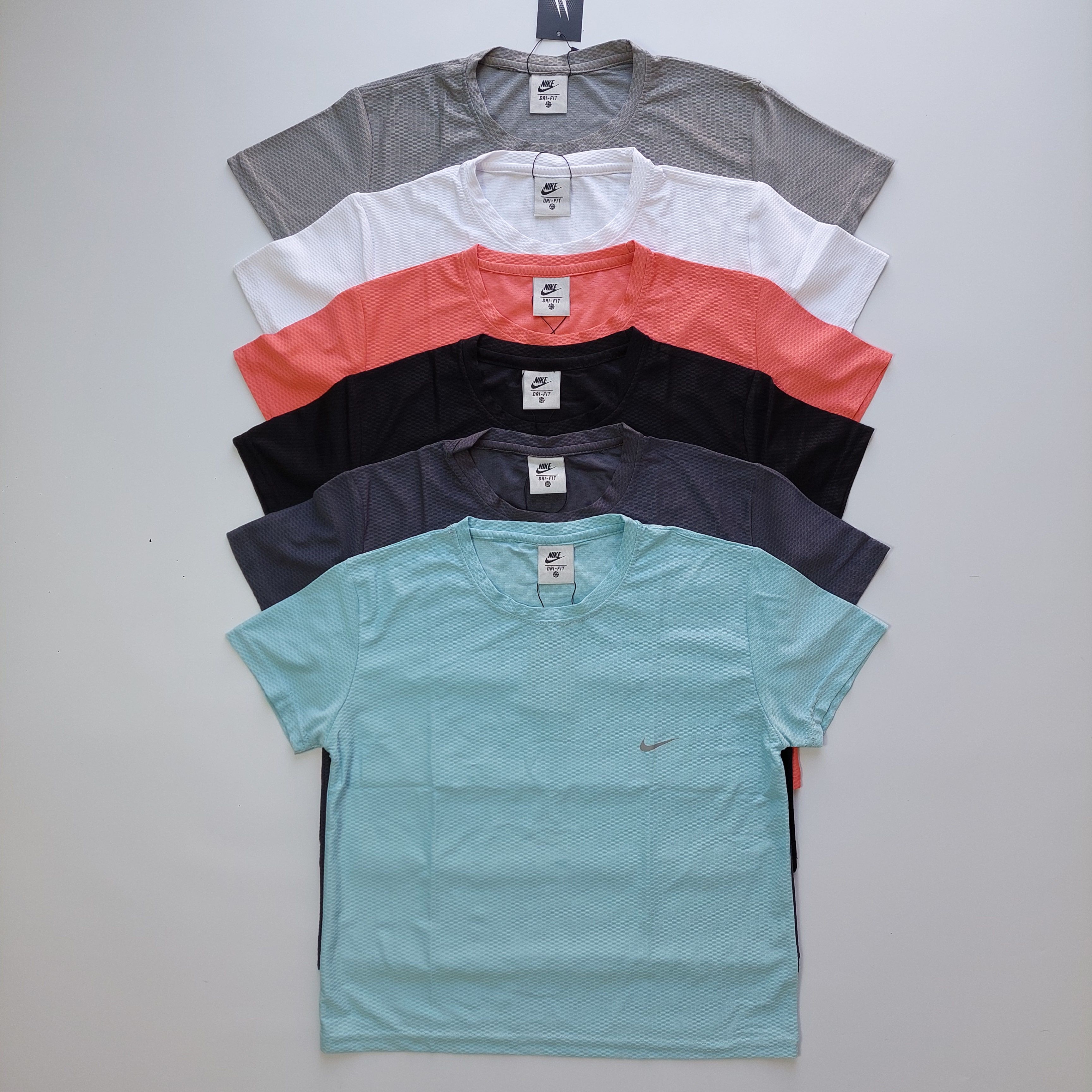 تیشرت ورزشی زنانه نایک | پارچه پارما تنفسی لاکرا